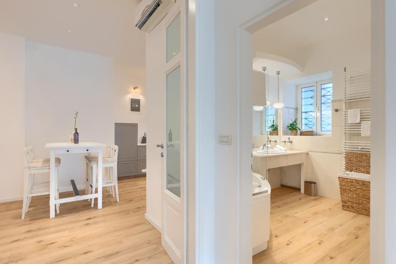 Calafati Apartment With Free Private Parking Rijeka Exterior foto