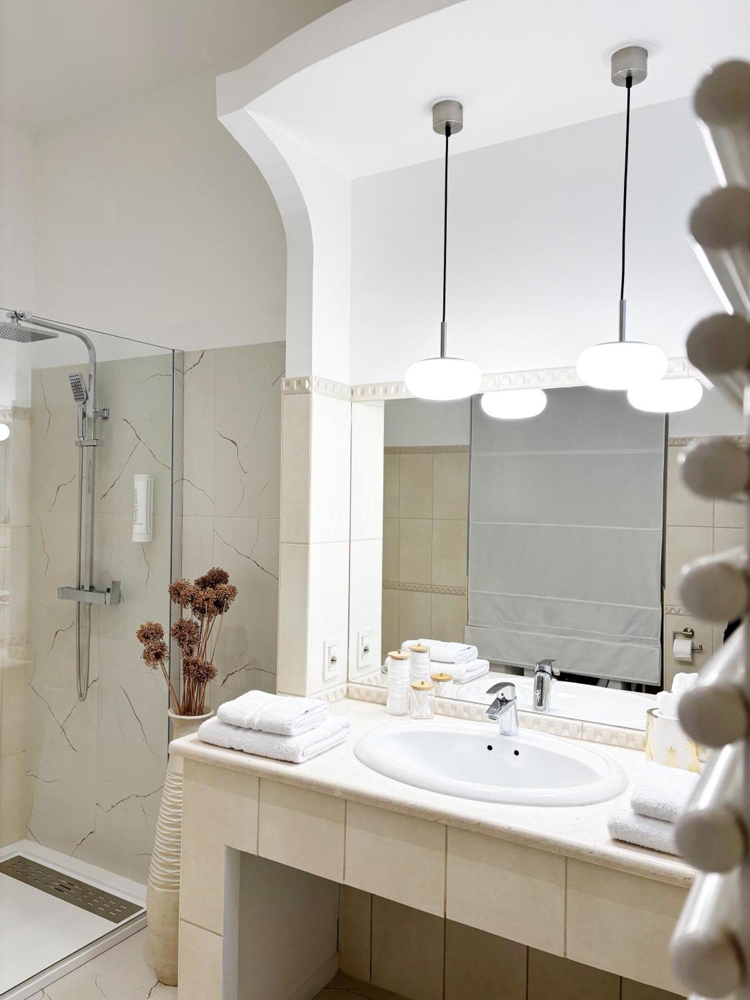 Calafati Apartment With Free Private Parking Rijeka Exterior foto